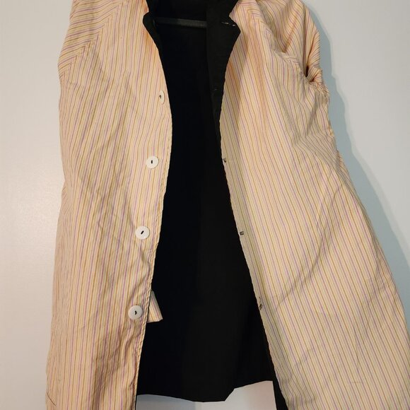Reversible spring raincoat - Picture 2 of 5